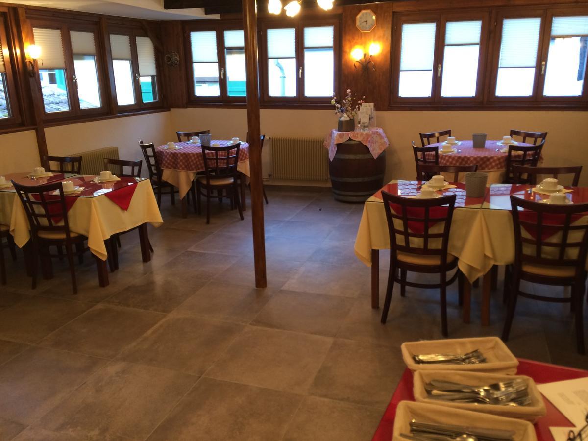 Auberge Des Trois Chateaux Eguisheim Kültér fotó